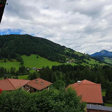 Haus Gruenanger Apartment